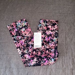 Lululemon Fast and Free HR Crop NWT